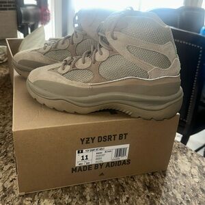 Yeezy Desert Boot Rock